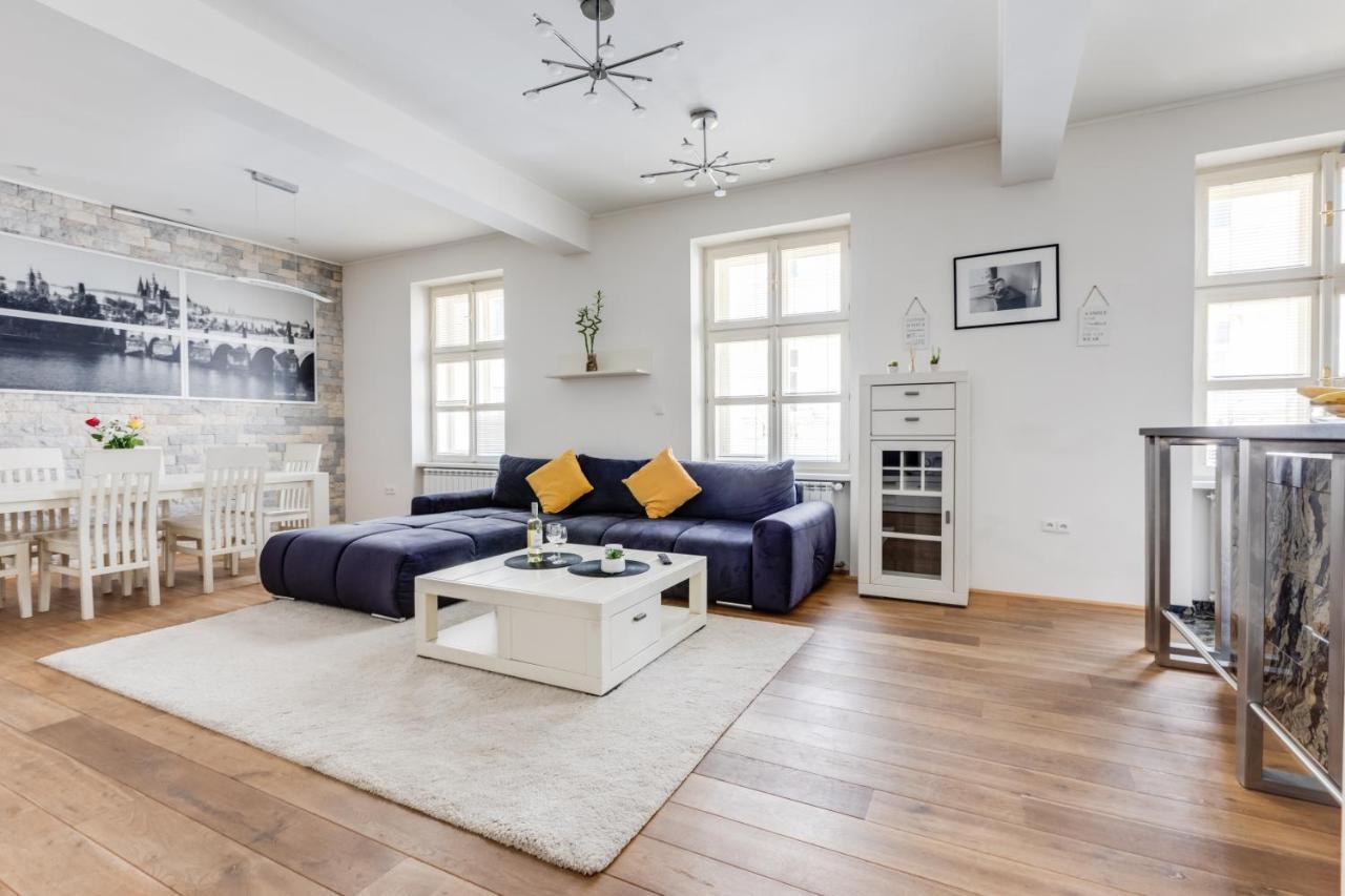 Luxury & Quiet Charming 2bds Near River - Nek2nd * Praha